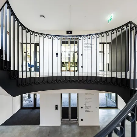 Modern, Simple And Super-equipped Style Apartment *