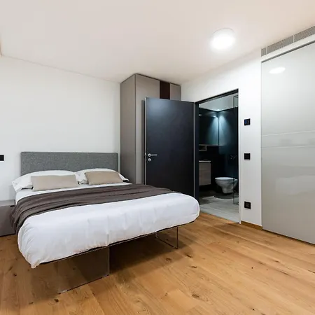 Apartment Modern, Simple And Super-equipped Style Stabio